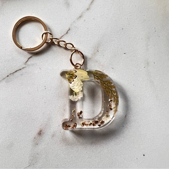 Handmade Initial Keychain | Letter D - Picture 3 of 4